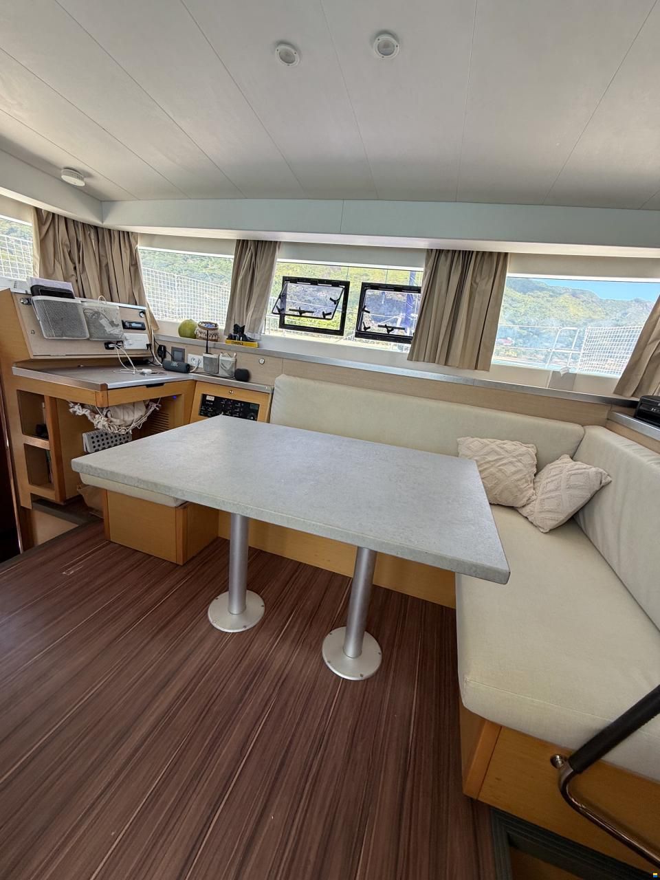 Lagoon 39