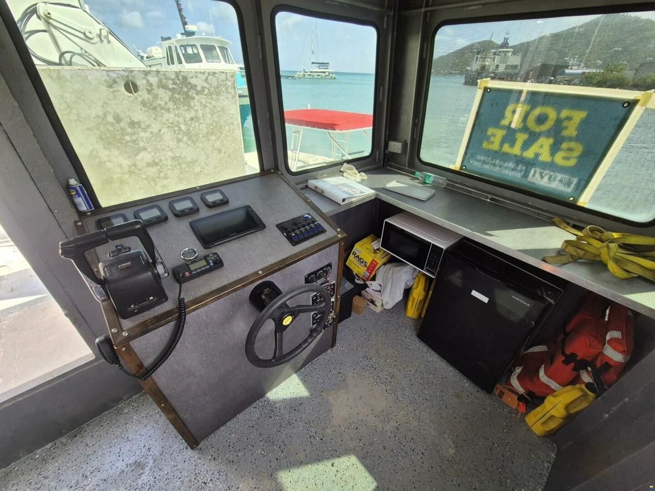 40 Aluminum Barge