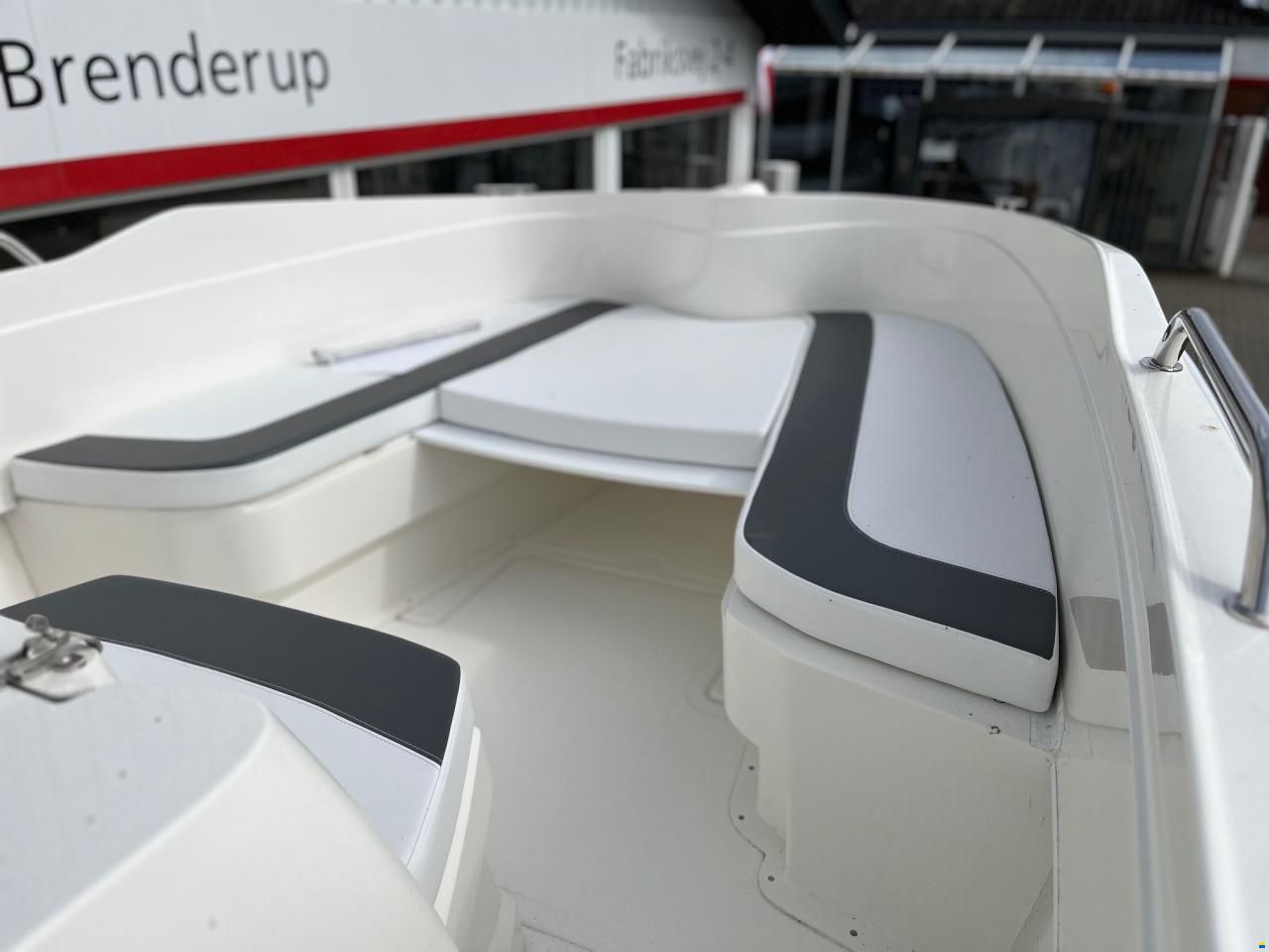Smartliner CC Center Console 22 med Merc