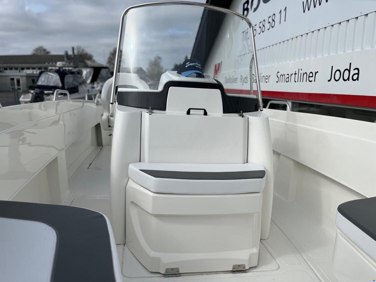 Smartliner CC Center Console 22 med Merc
