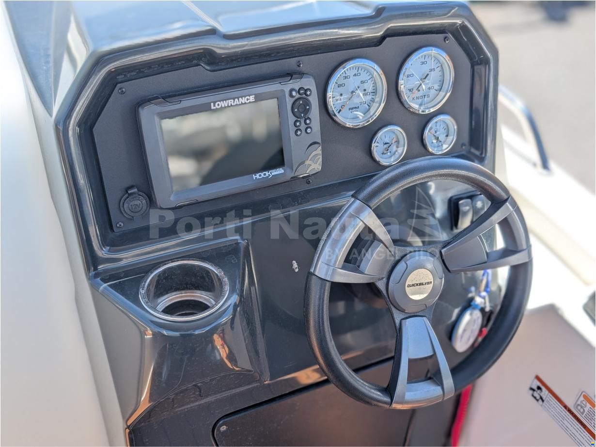 Quicksilver Activ 505 Cabin
