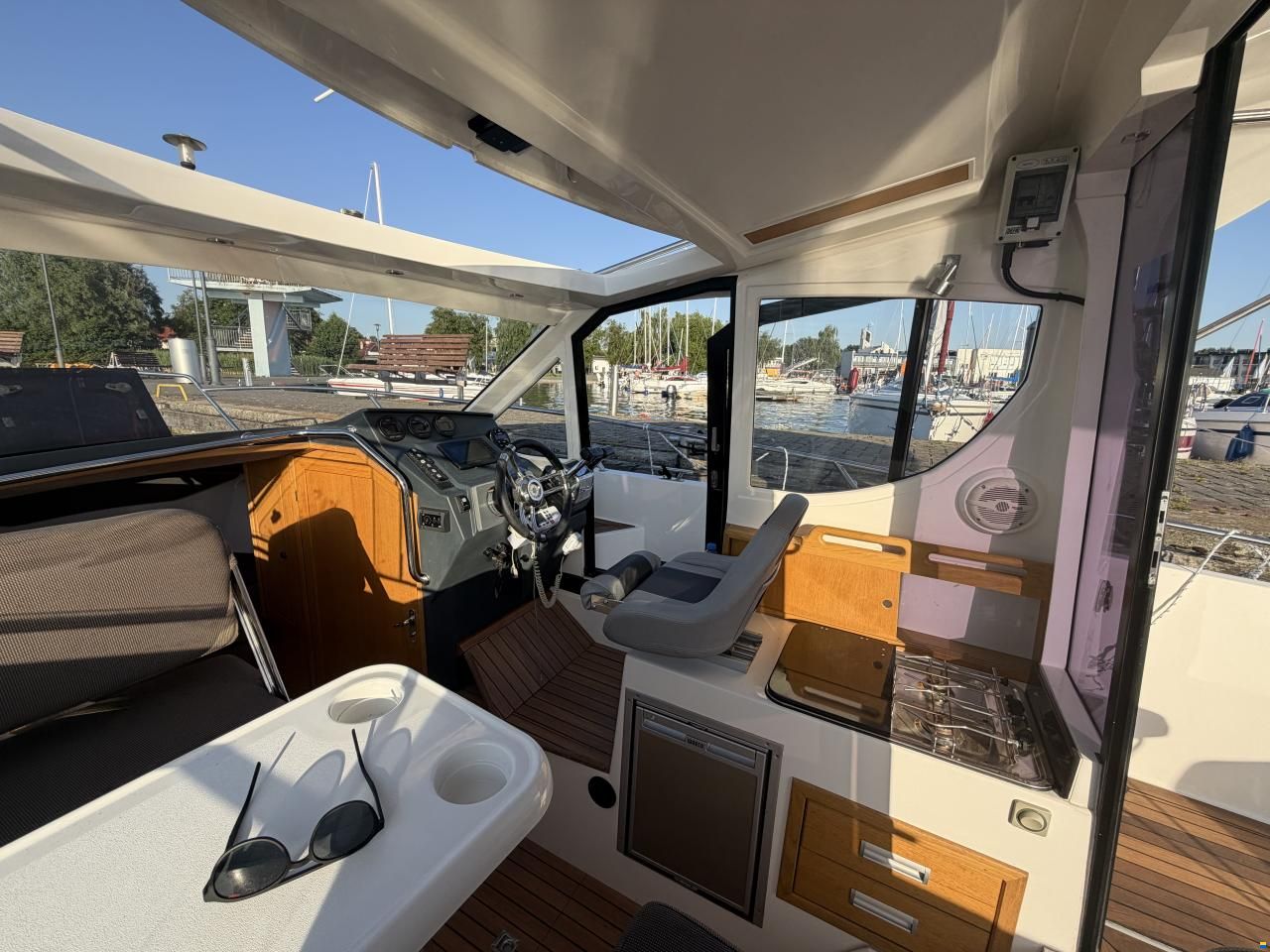 Admiral Boats Oceanmaster 760 HTC