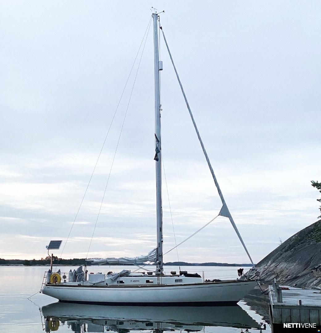 Nautors Swan 37