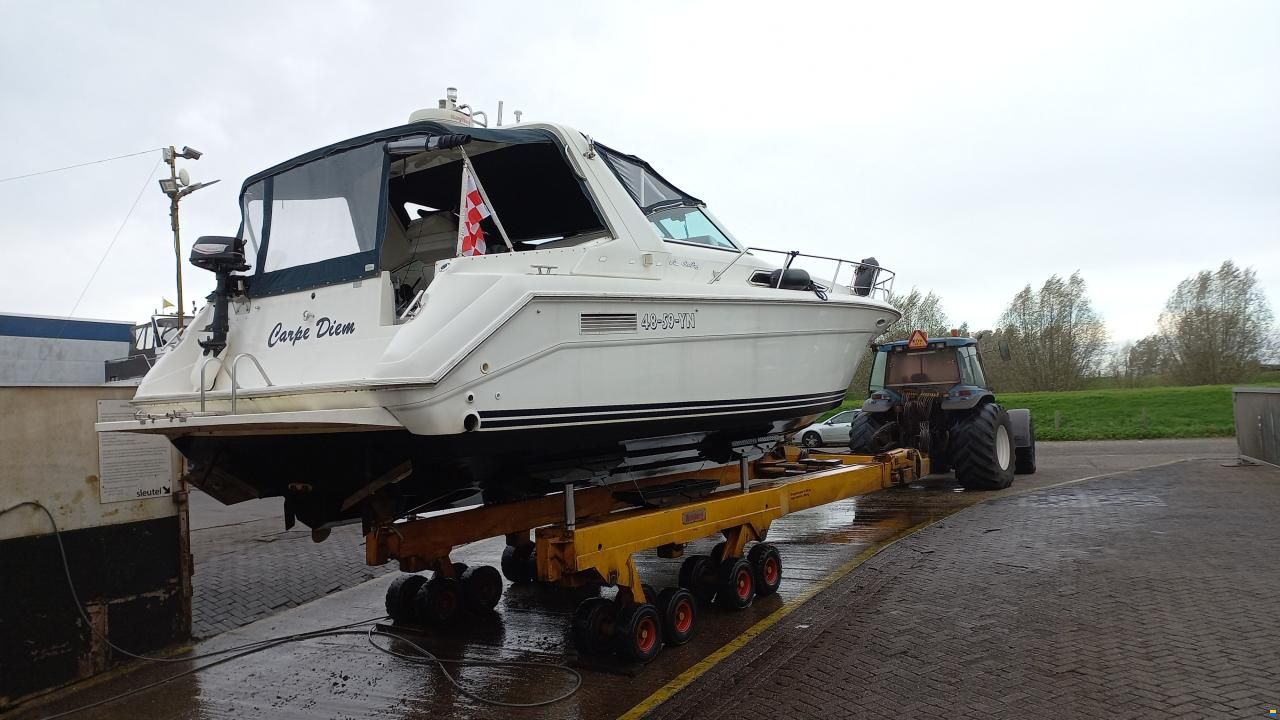Sea Ray Searay 37