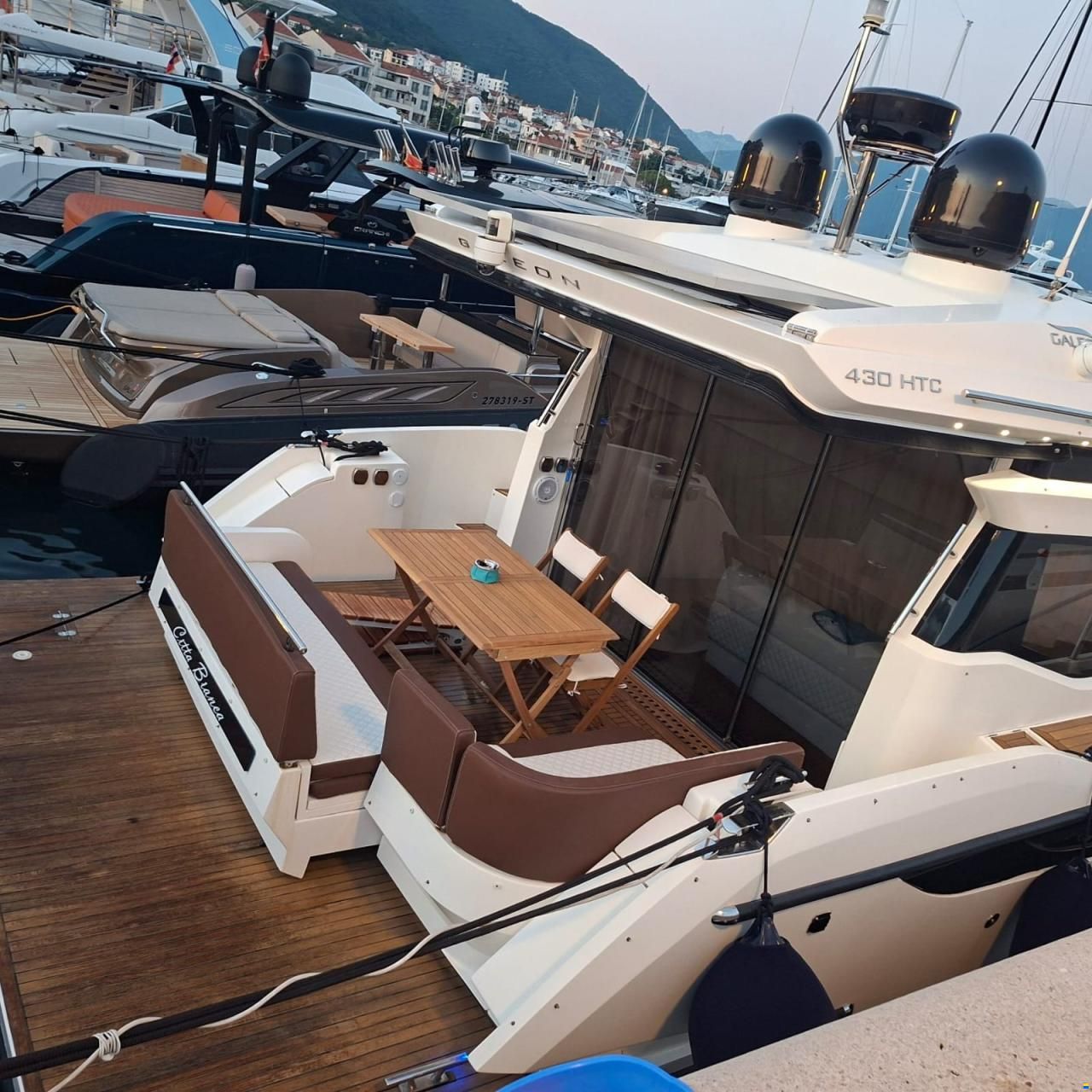 Galeon 430 HTC