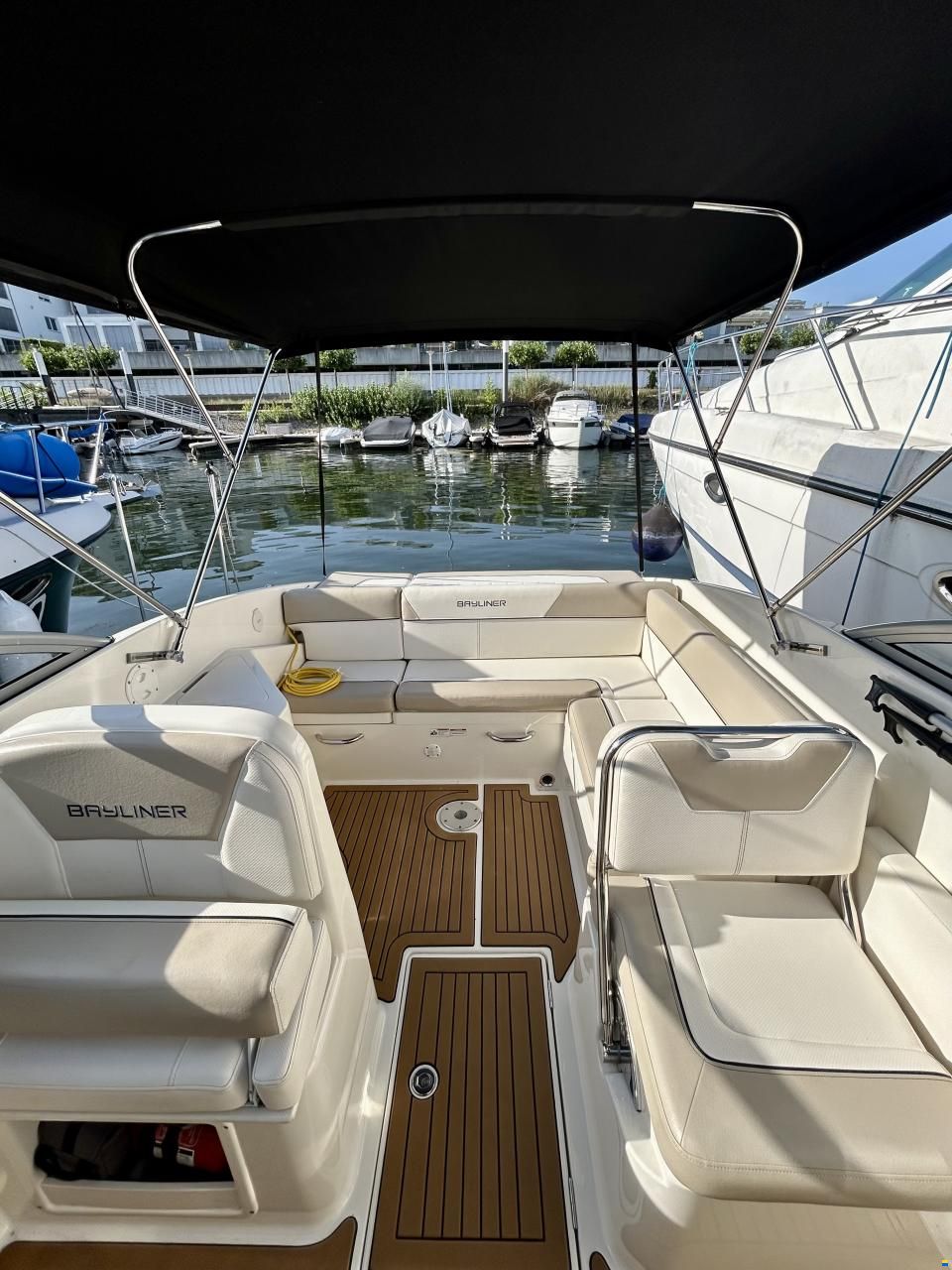 Bayliner 742 Cuddy