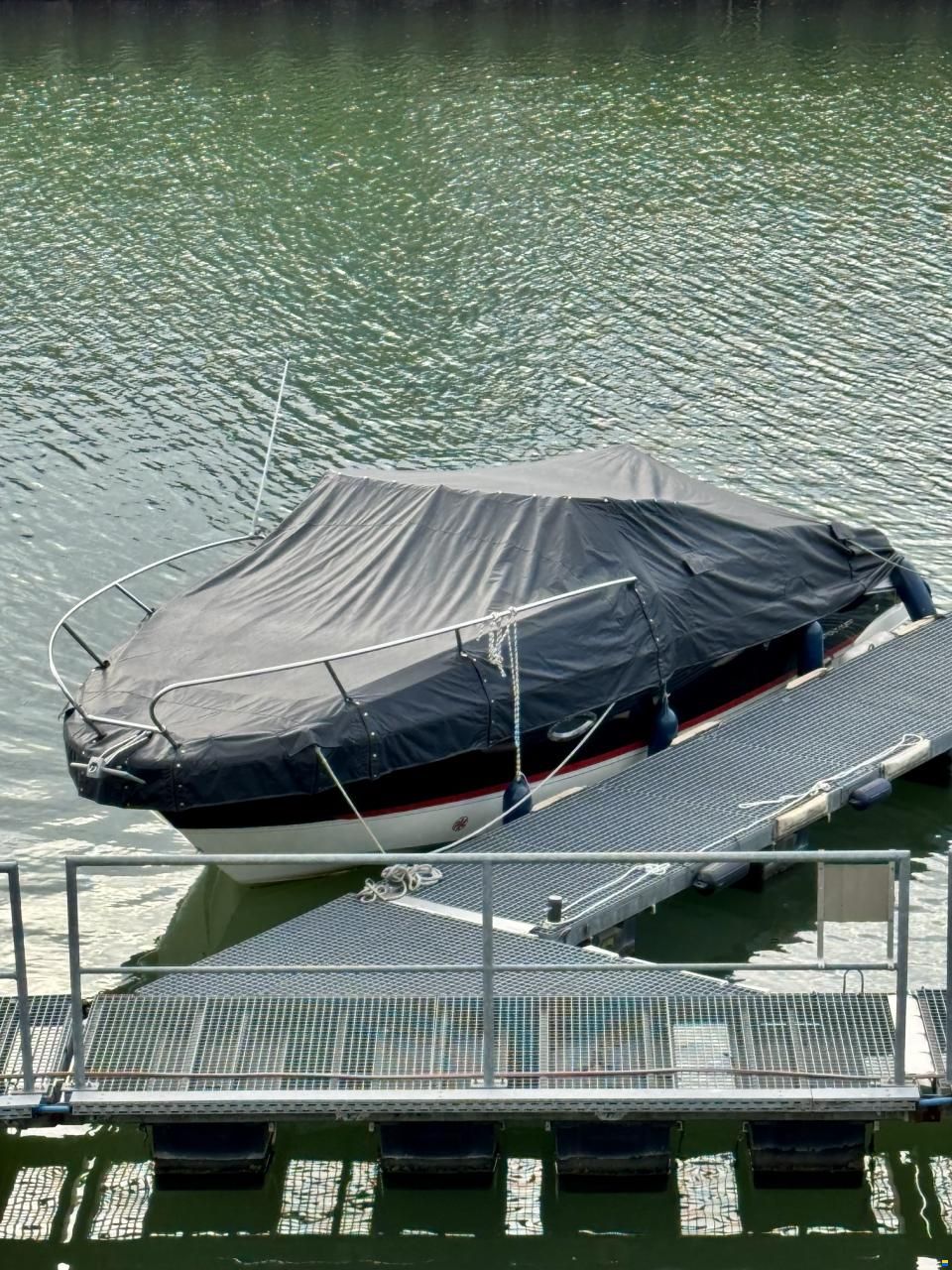 Bayliner 742 Cuddy