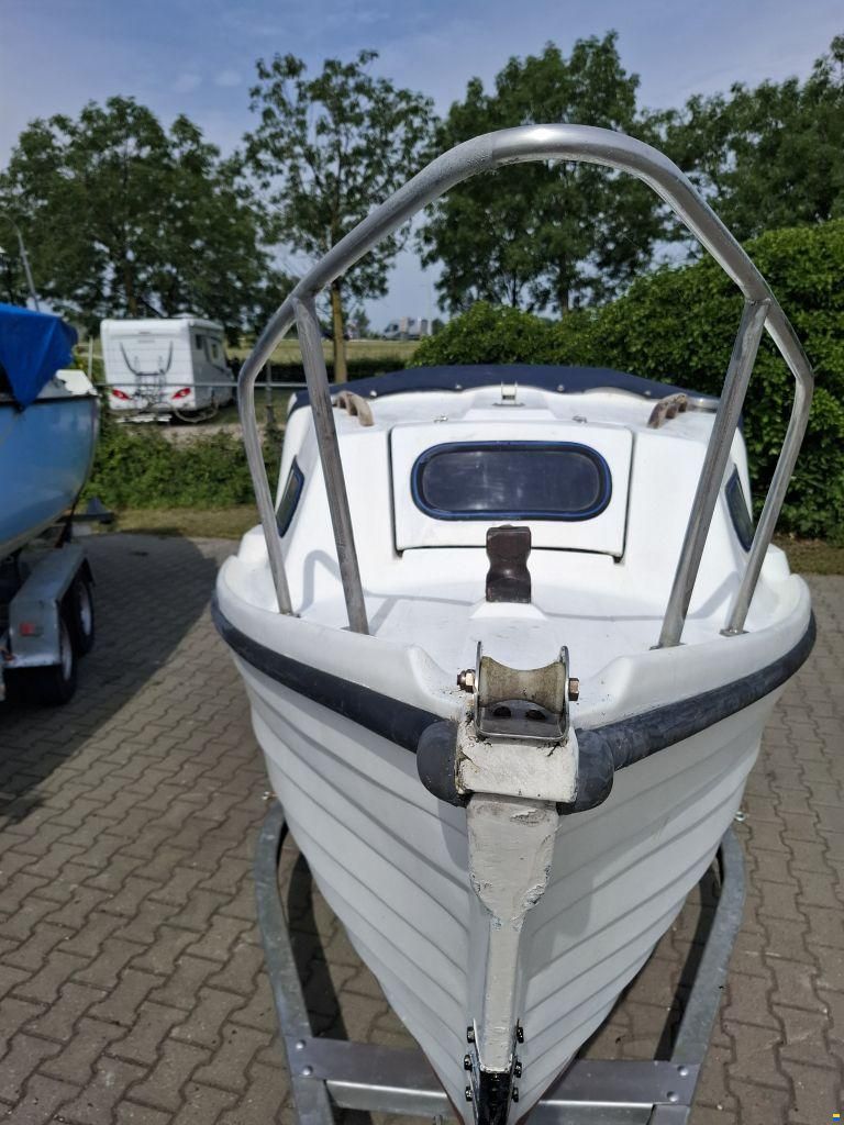 Tourvisboot Engels overnaads