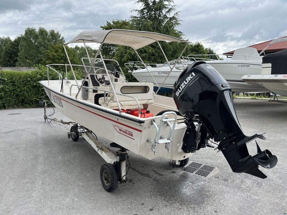 Boston Whaler MONTAUK 17