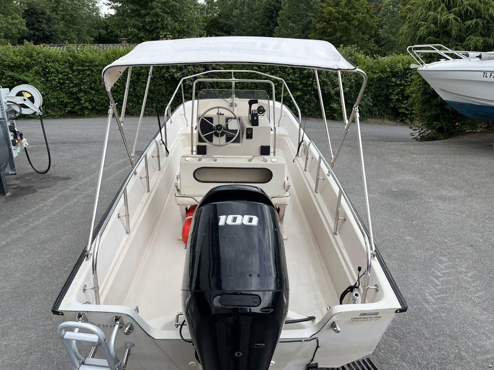 Boston Whaler MONTAUK 17