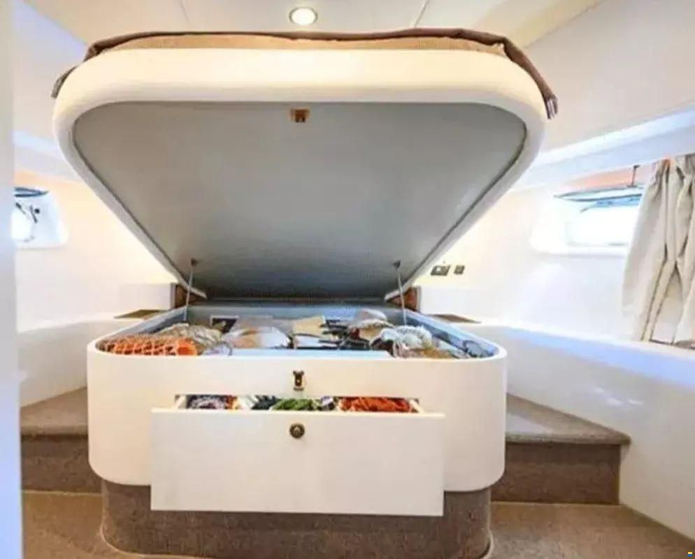 Moonen 68 Flybridge
