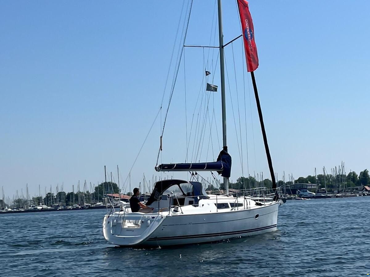 Jeanneau Sun Odyssey 32i