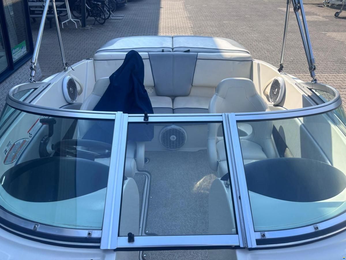 Sea Ray 185
