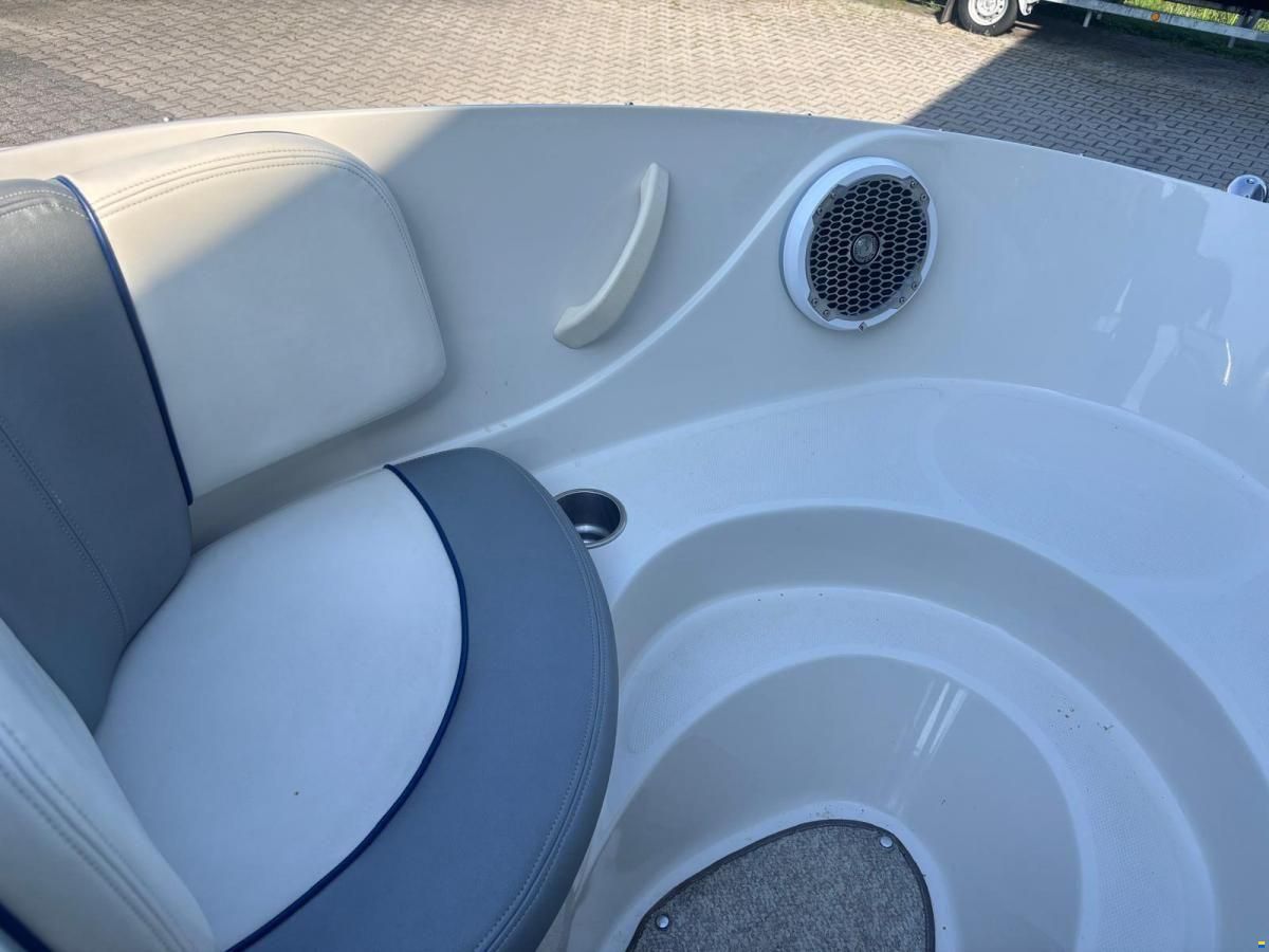 Sea Ray 185