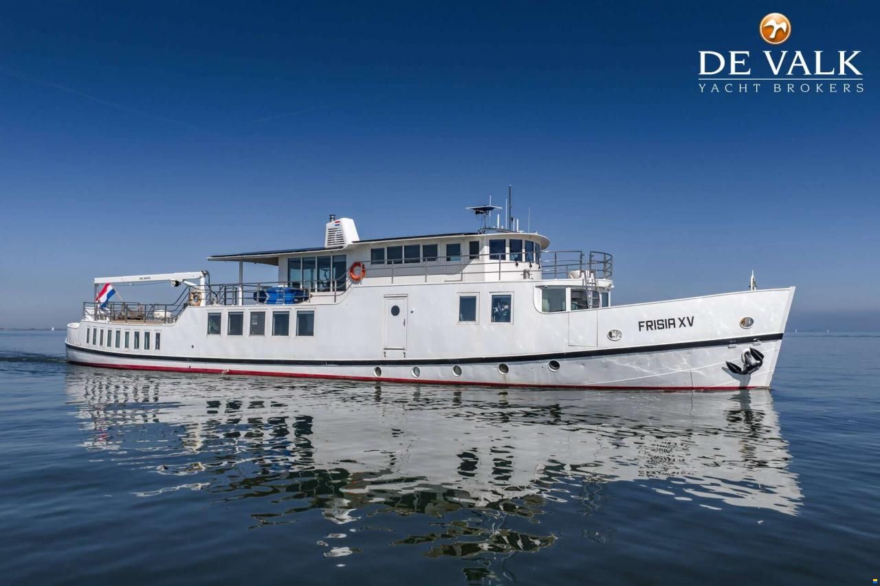 Live aboard MY With berth in Amsterdam