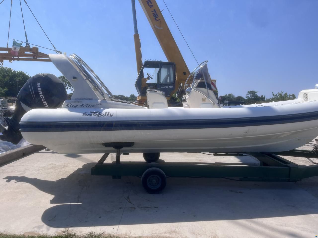 Nuova Jolly 720 Extreme