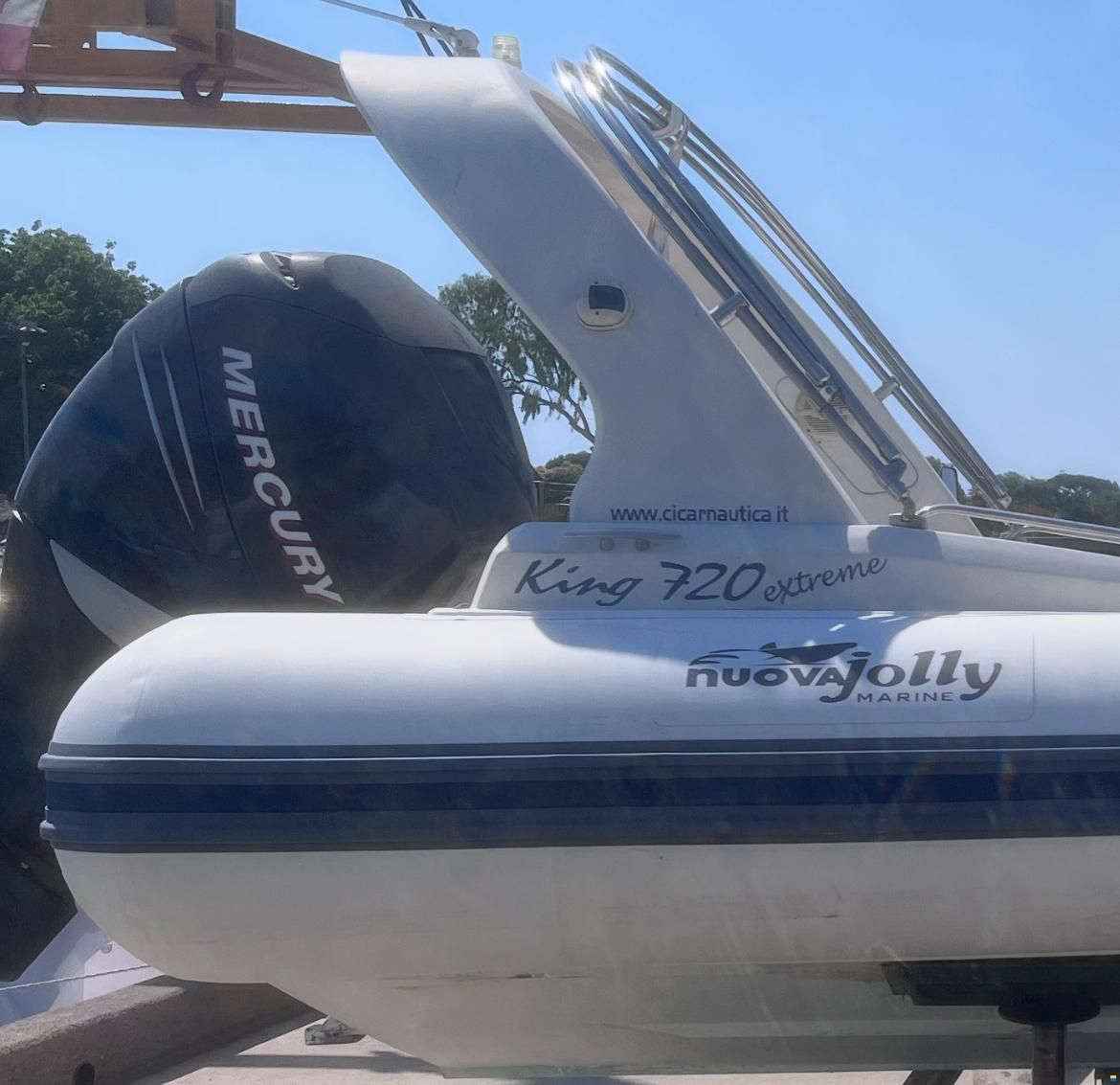 Nuova Jolly 720 Extreme