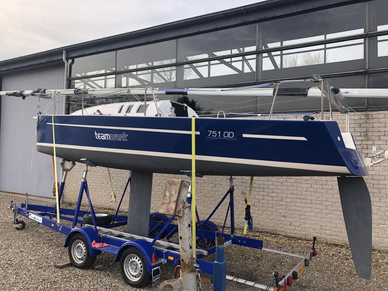 Helmsman 751 One Design