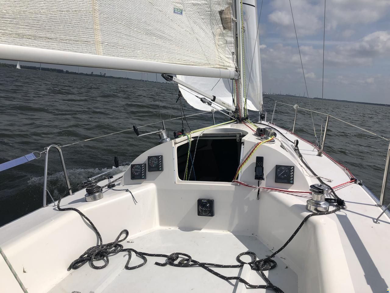 Helmsman 751 One Design