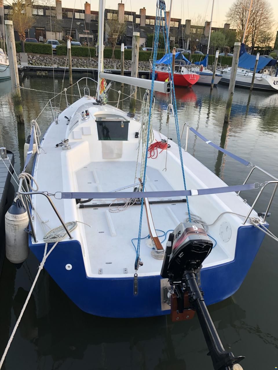 Helmsman 751 One Design