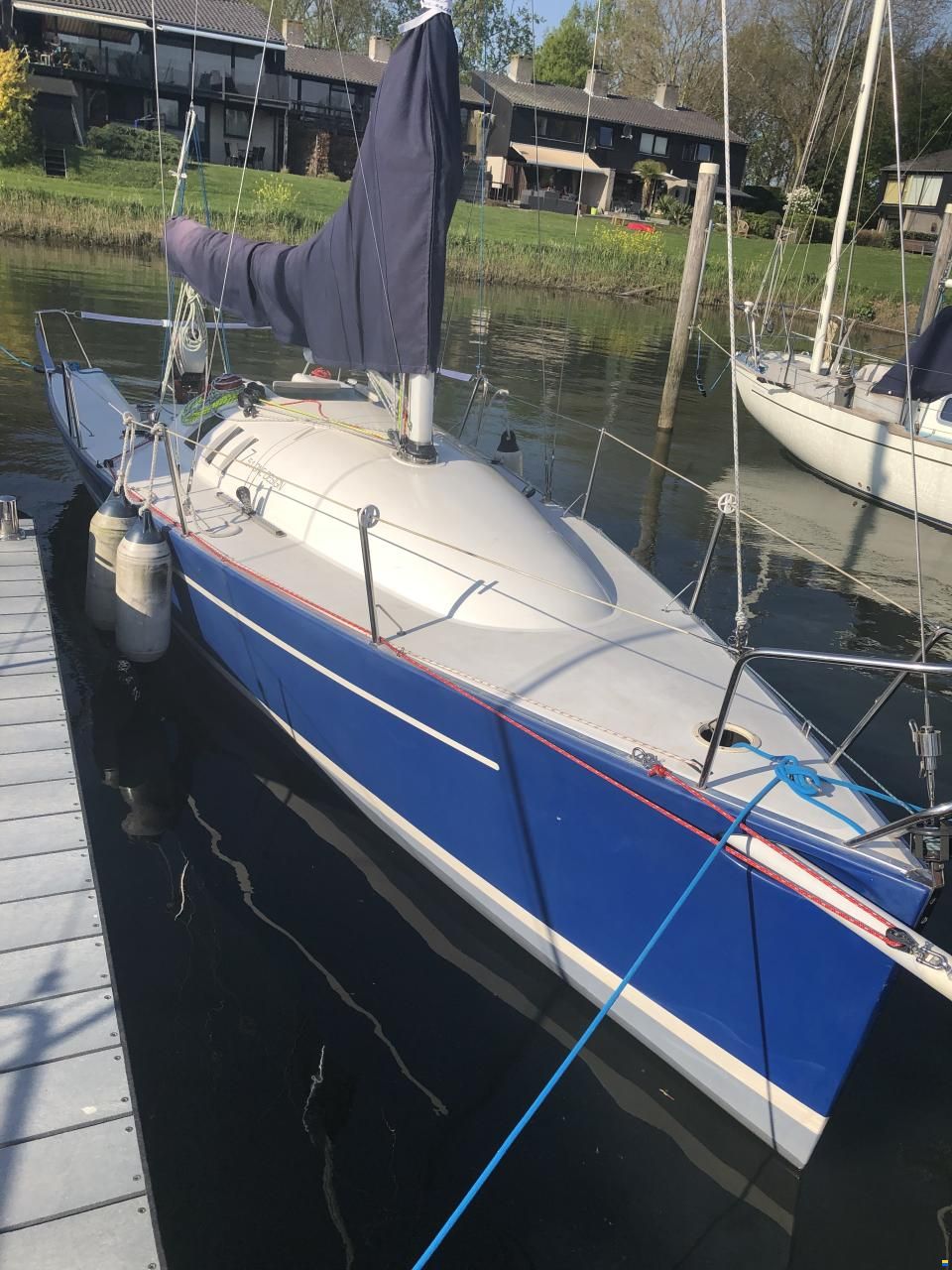 Helmsman 751 One Design
