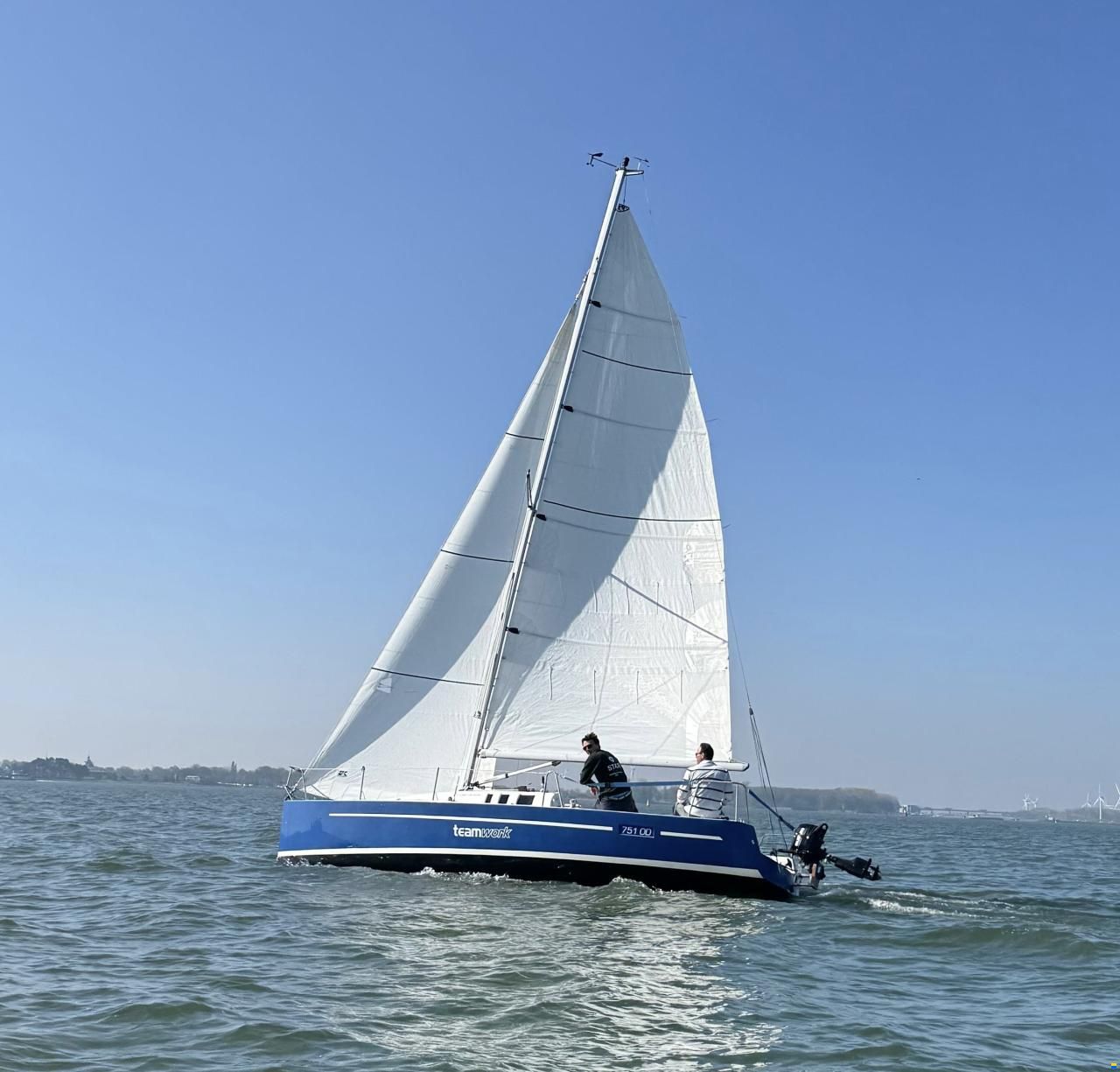 Helmsman 751 One Design