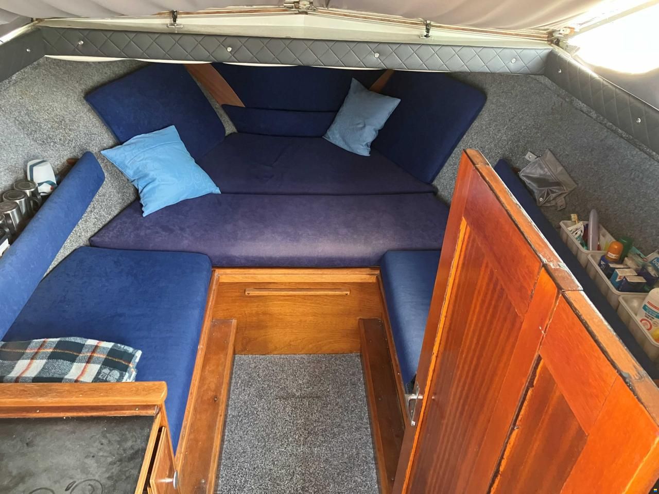 Coronet 24 F Midi