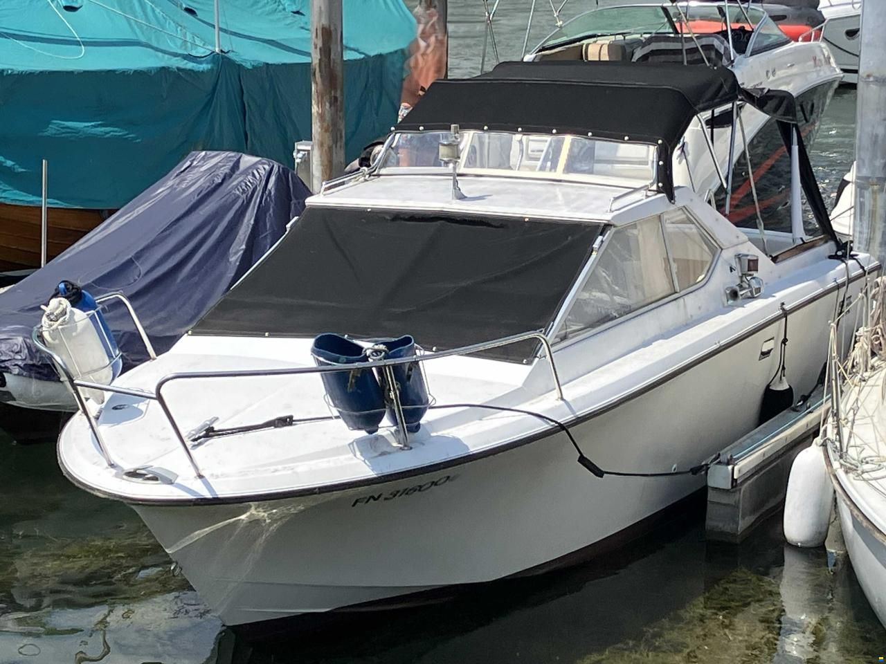 Coronet 24 F Midi