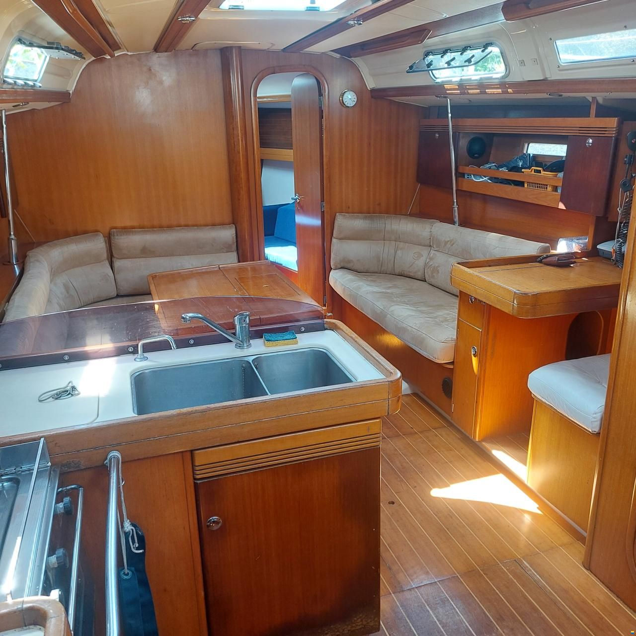 Dufour 40 Performance