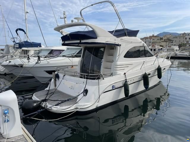 Galeon 330 FLY
