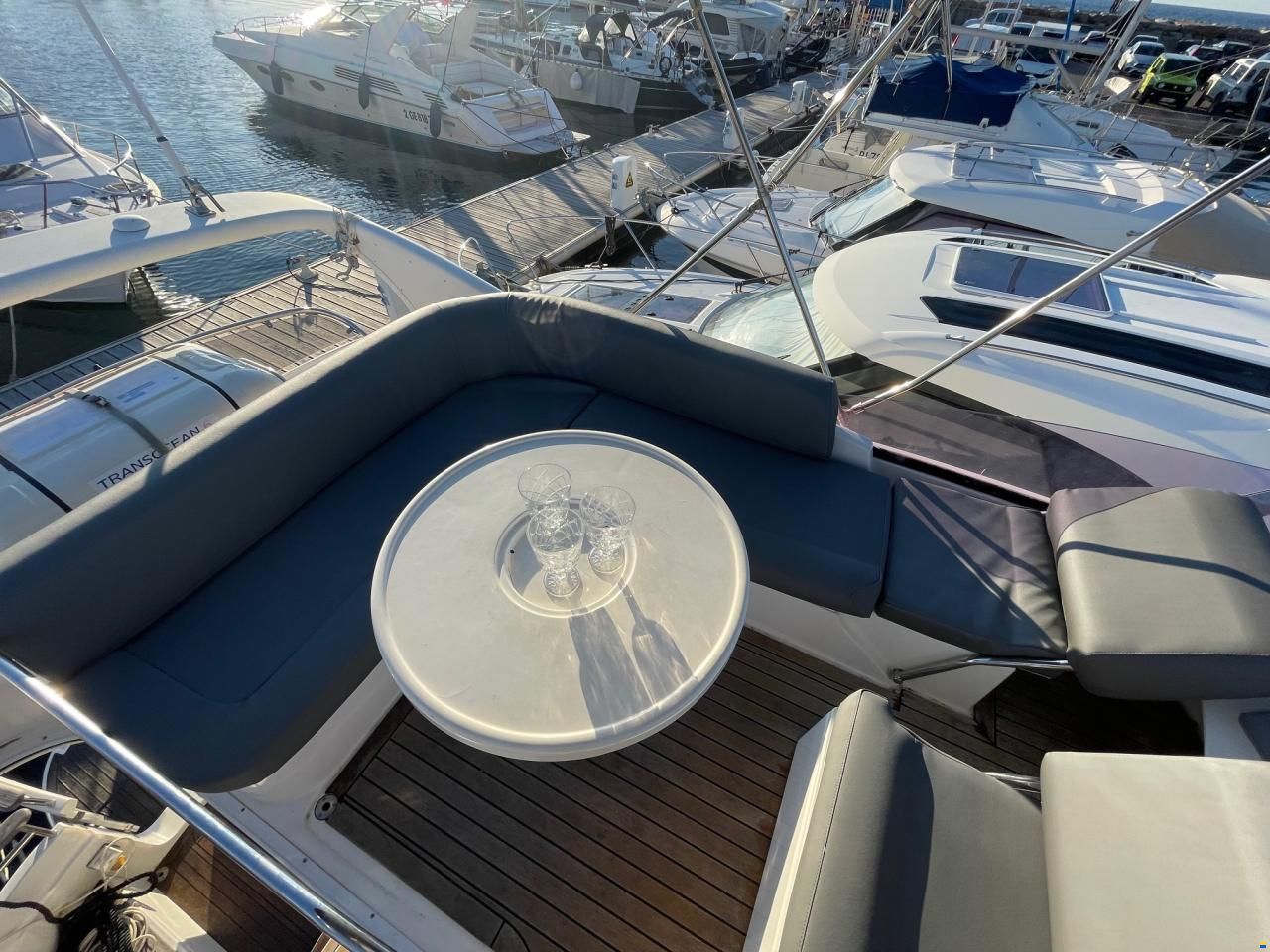 Galeon 330 FLY