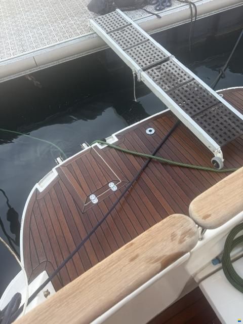 Galeon 330 FLY