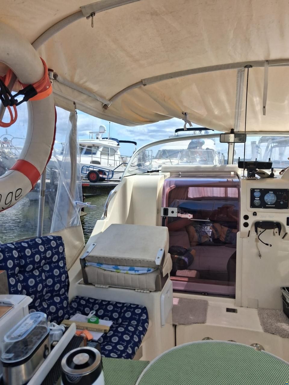Aqua Royal 780C