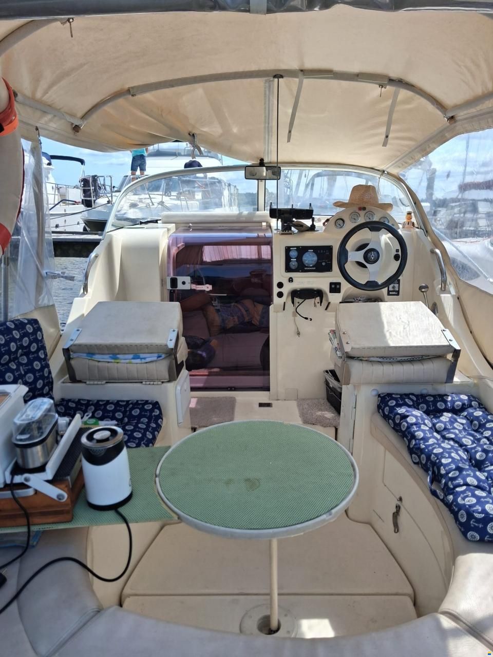 Aqua Royal 780C