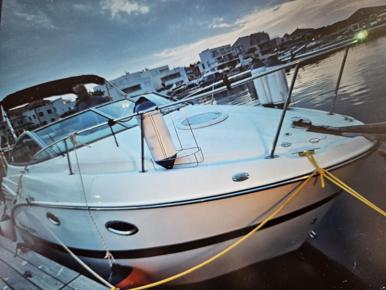 Maxum 2500 Sport Express