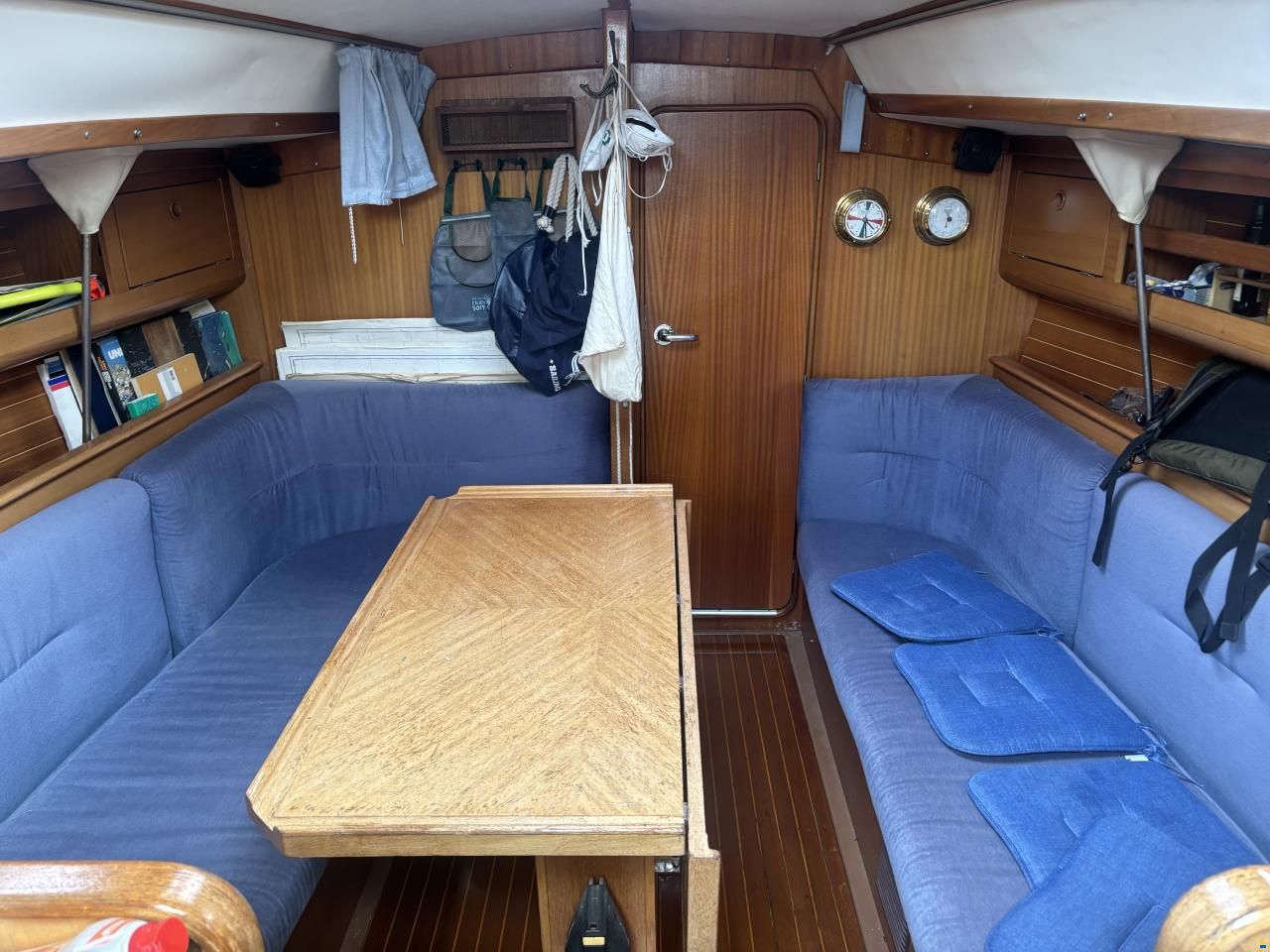 Bavaria 320