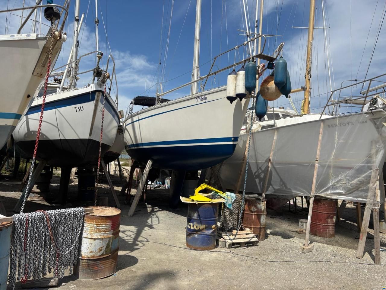 Bavaria 320