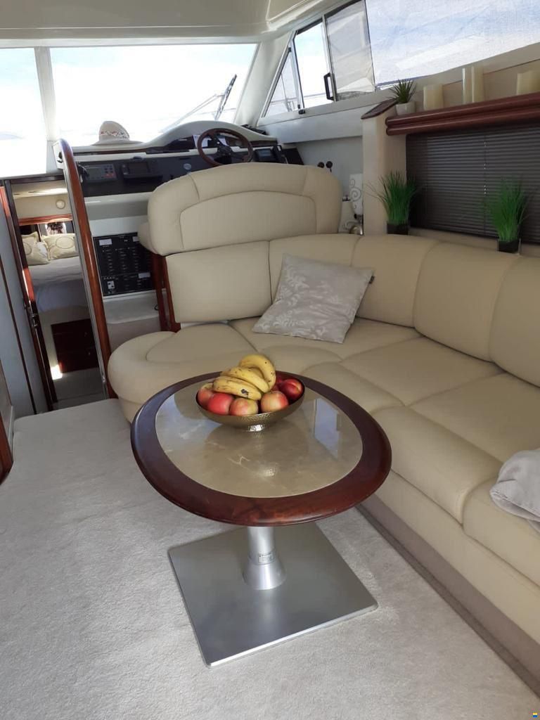 Fairline Phantom 38 Fly