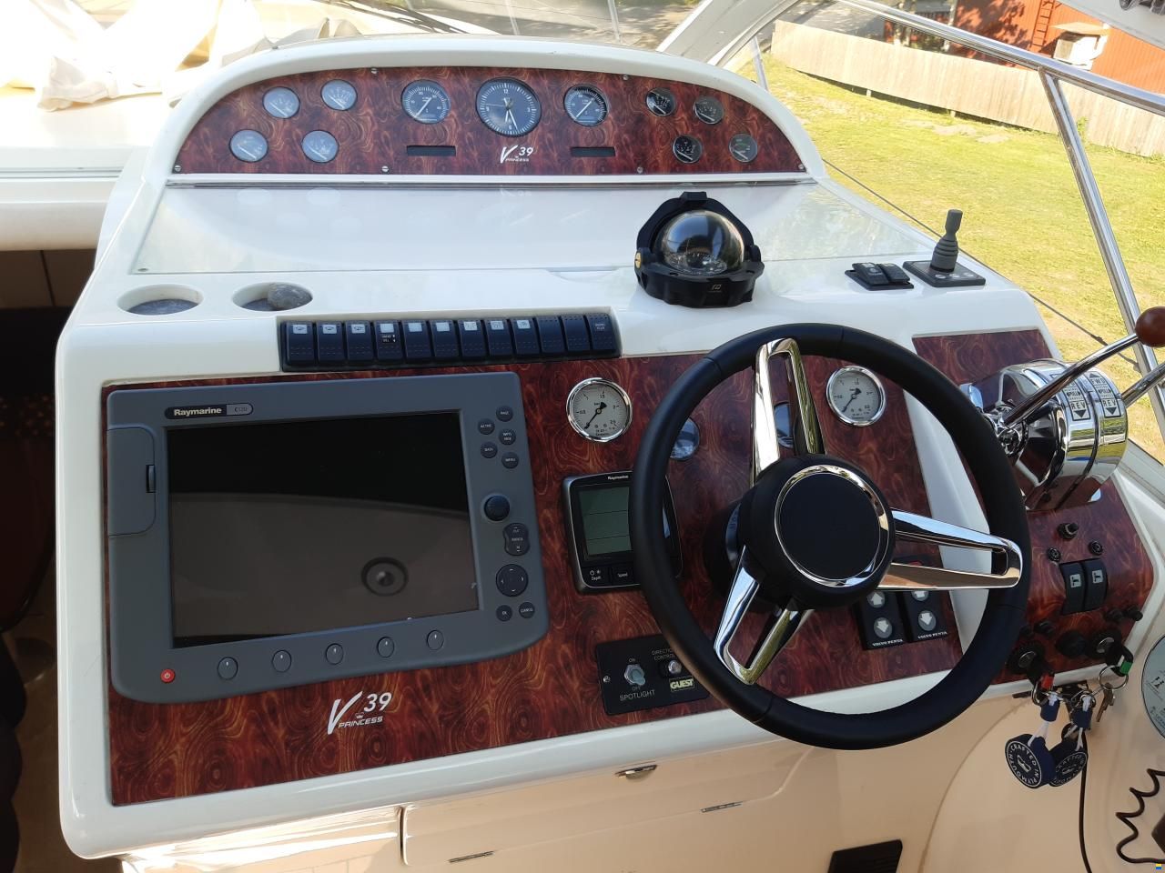 Princess V39
