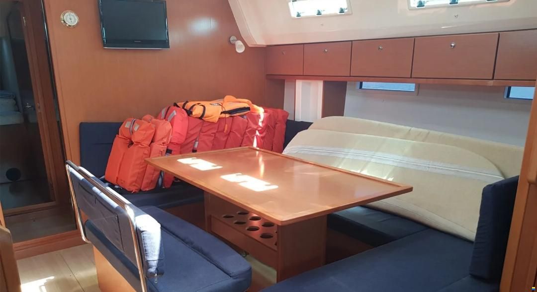 Bavaria CRUISER 50