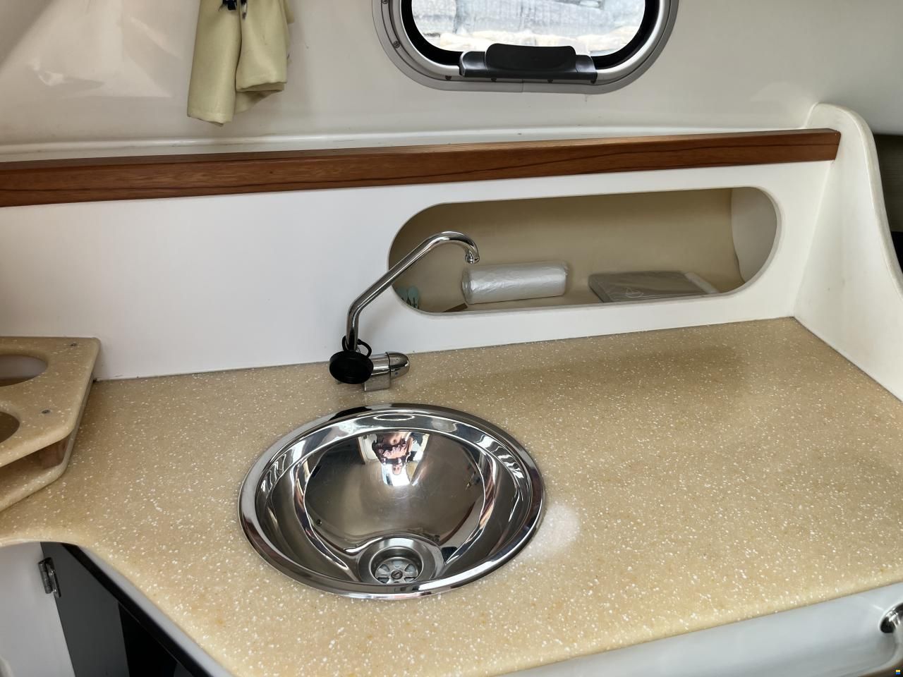 Saver 690 Cabin