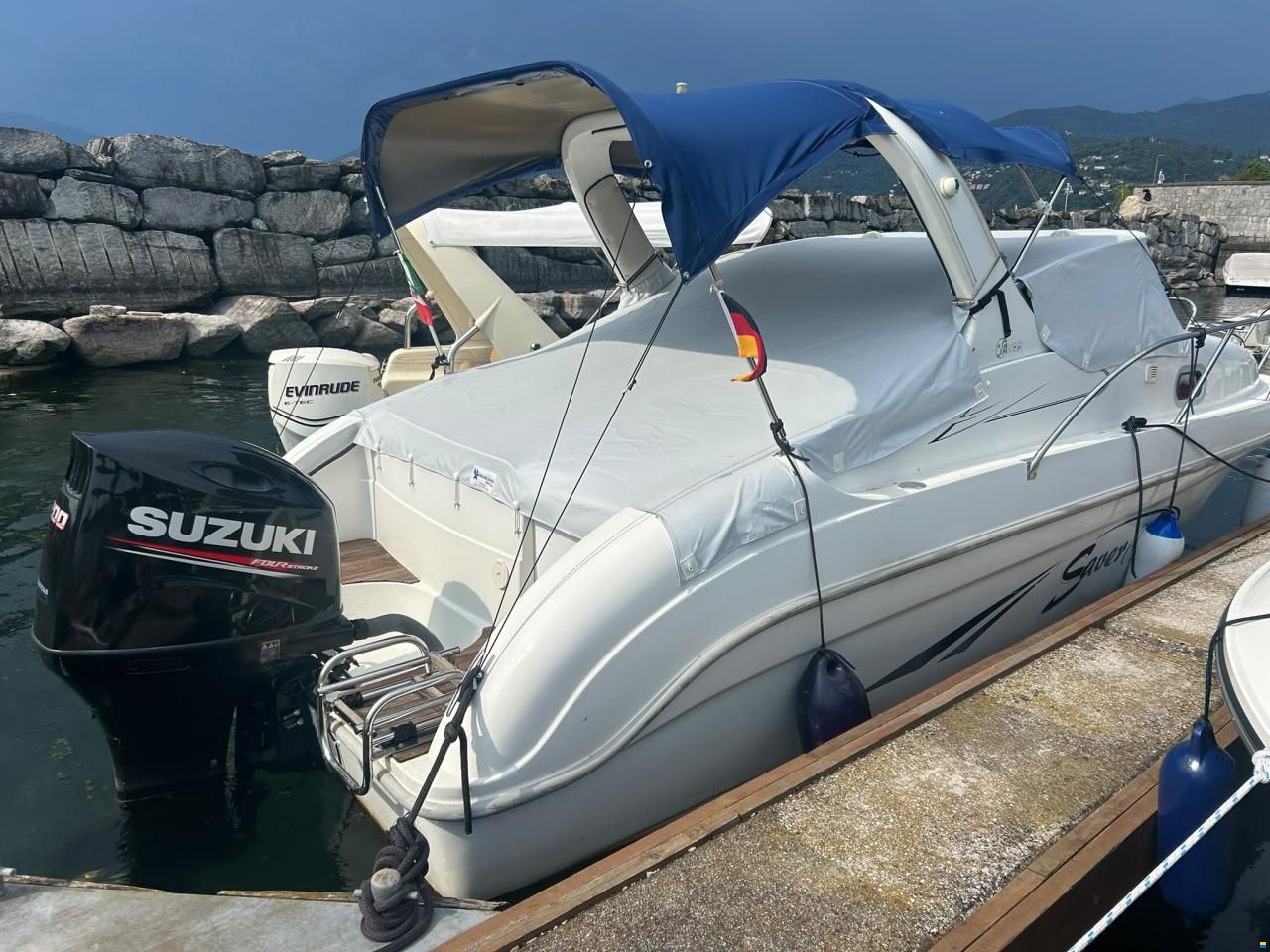 Saver 690 Cabin