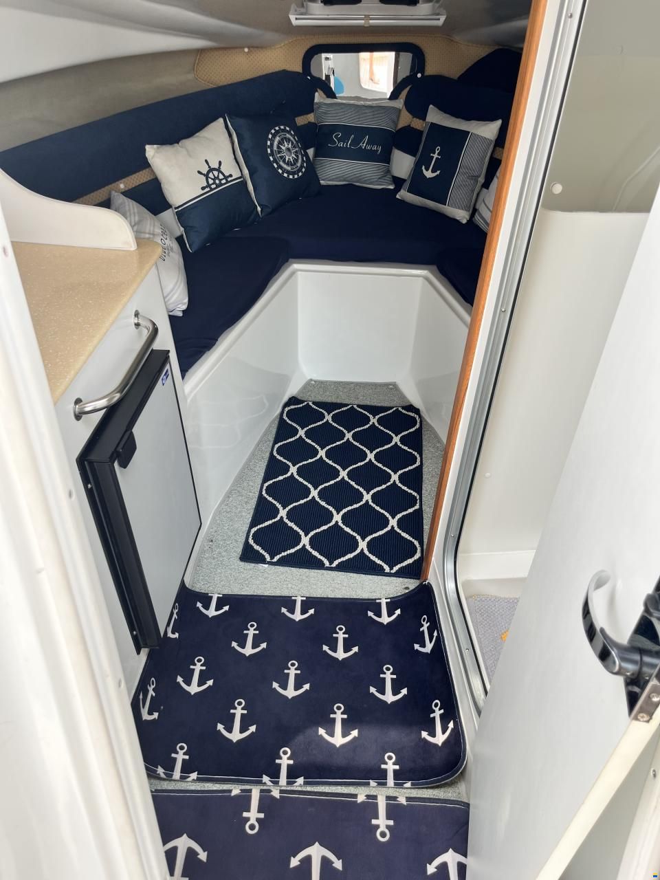 Saver 690 Cabin
