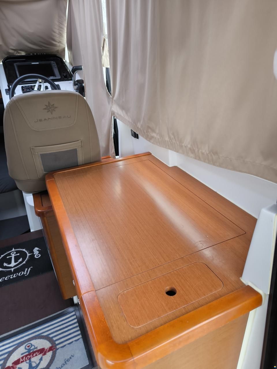 Jeanneau Merry Fisher 855