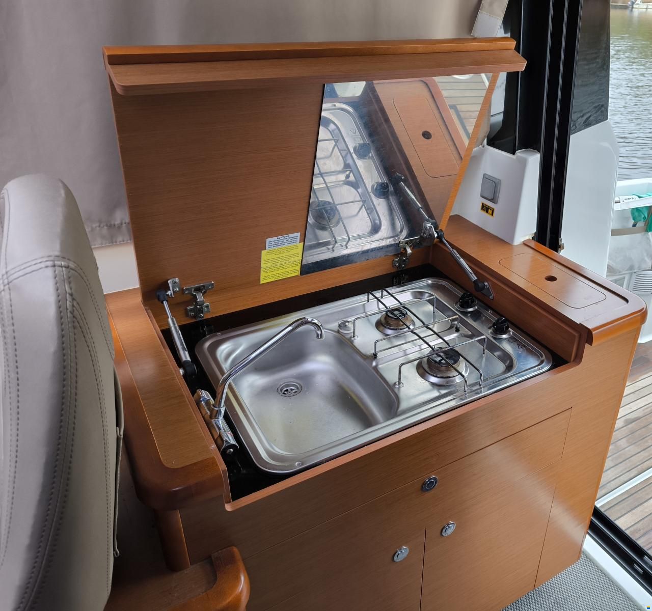Jeanneau Merry Fisher 855