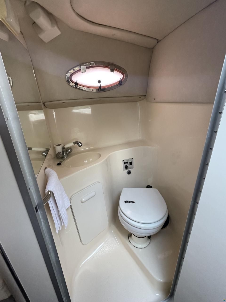 Sea Ray 250 DA Sundancer
