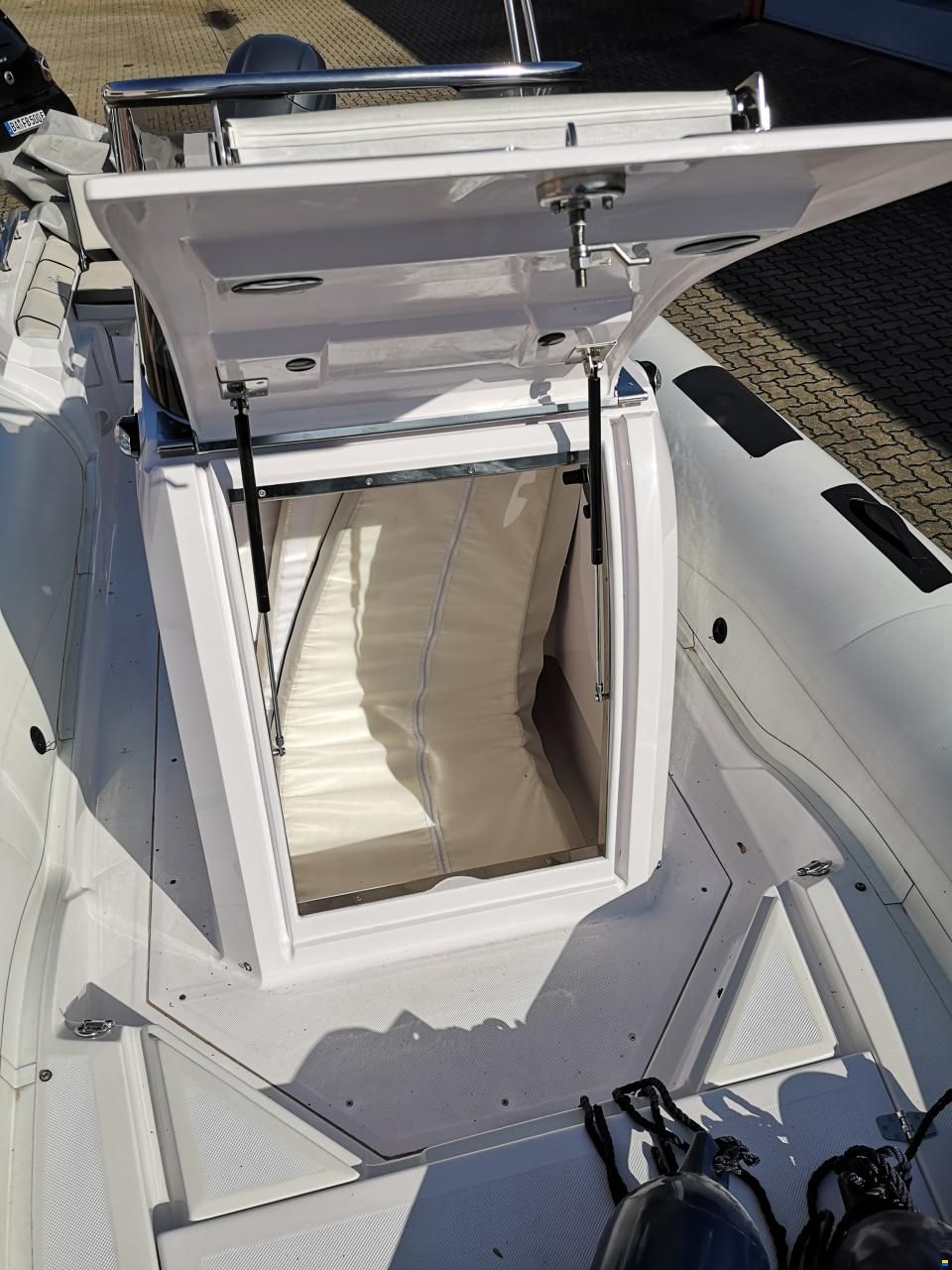 Ranieri Boat Cayman 23