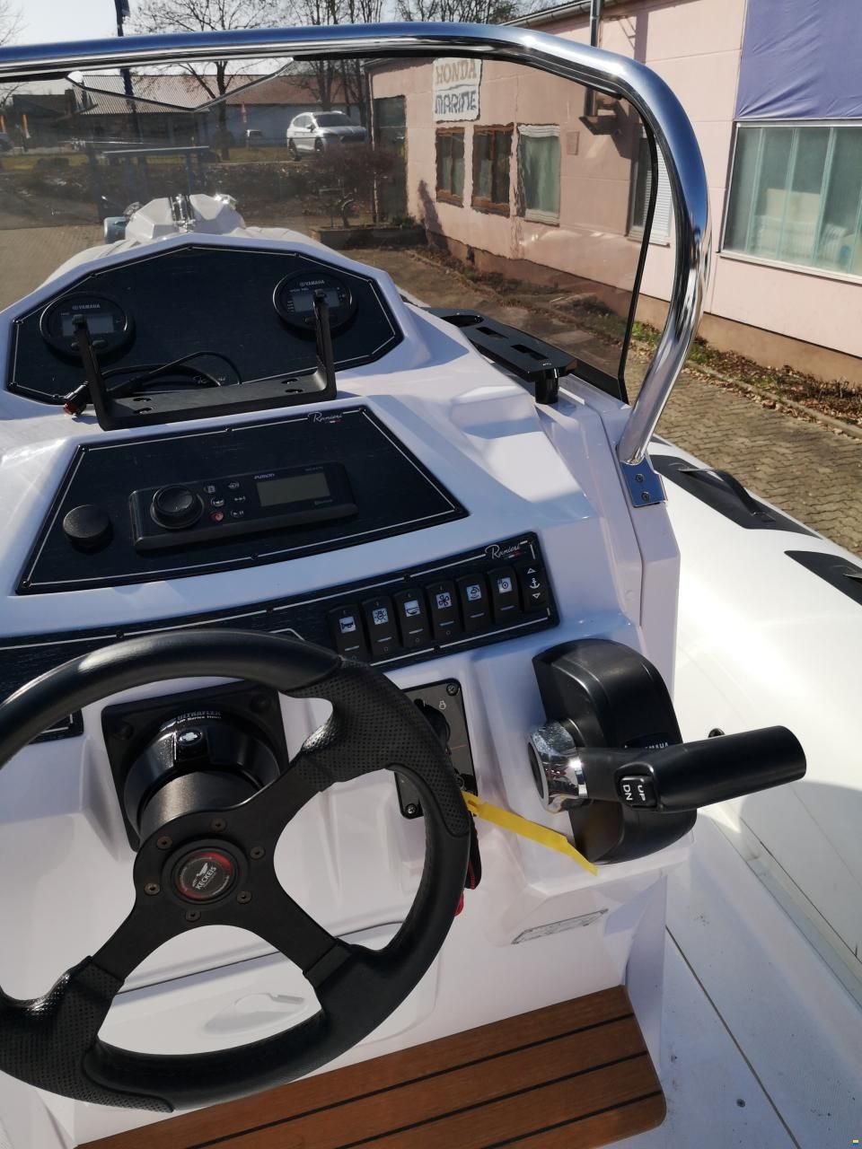 Ranieri Boat Cayman 23