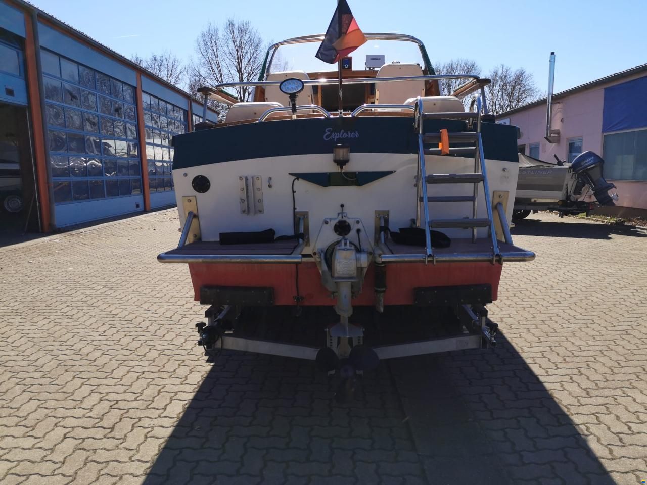 Coronet 22 Explorer