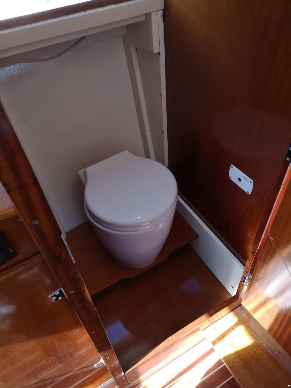 Coronet 22 Explorer